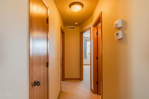 Entry Way - 4406 Chamberlain Dr, Bismarck, ND 58503 photo 3 of 7