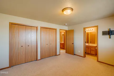 Bedroom - 4406 Chamberlain Dr, Bismarck, ND 58503 photo 3 of 12