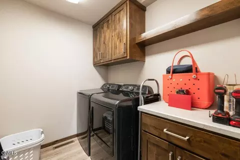 516 Shale Dr, Bismarck, ND 58503 photo 15