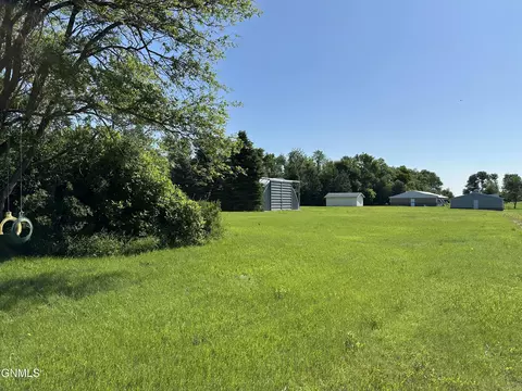 31319 Us-83, Wilton, ND 58579
