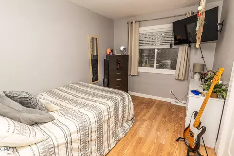 Bedroom - 2914 E Ave C E, Bismarck, ND 58501 photo 2 of 8