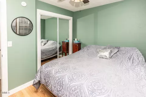 Bedroom - 2914 E Ave C E, Bismarck, ND 58501 photo 5 of 8