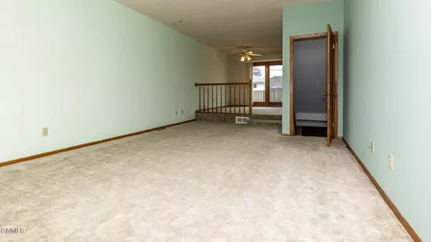 1017 E Bowen Ave, Bismarck, ND 58504 photo 4