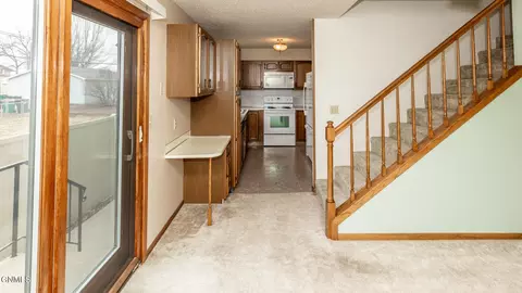 1017 E Bowen Ave, Bismarck, ND 58504 photo 15