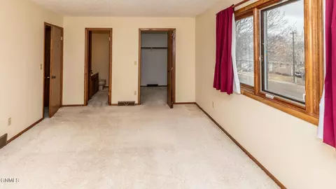 1017 E Bowen Ave, Bismarck, ND 58504 photo 23