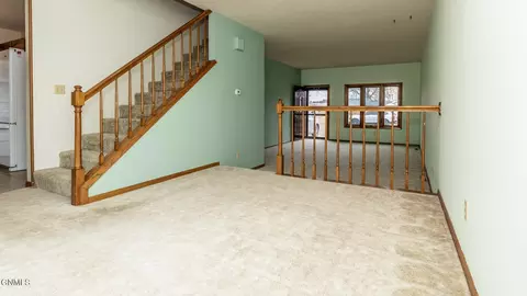 1017 E Bowen Ave, Bismarck, ND 58504 photo 8