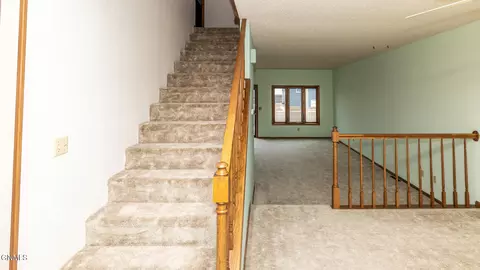 1017 E Bowen Ave, Bismarck, ND 58504 photo 9