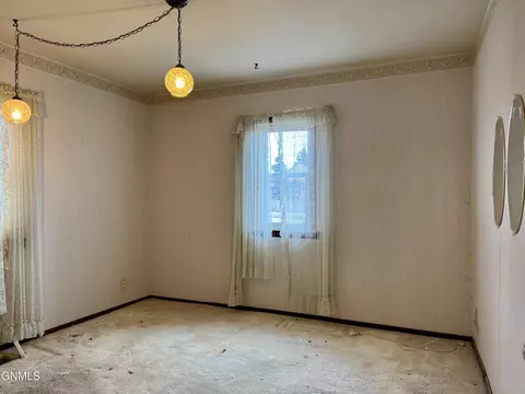 Bedroom - 417 7th Ave W, Williston, ND 58801 photo 1 of 3