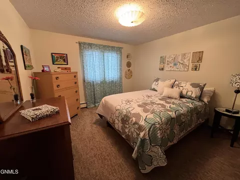 Bedroom - 421 11th St E, Williston, ND 58801 photo 4 of 5