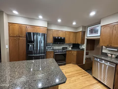 Kitchen - 421 11th St E, Williston, ND 58801 photo 2 of 4