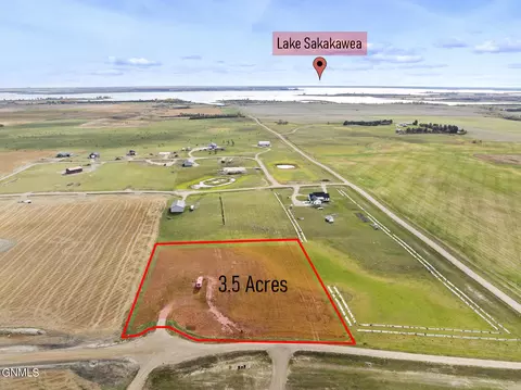 3690 15x St NW, Garrison, ND 58540