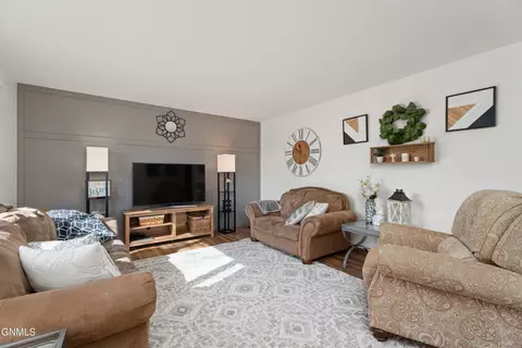 Living - 2938 E Avenue B, Bismarck, ND 58501 photo 3 of 3