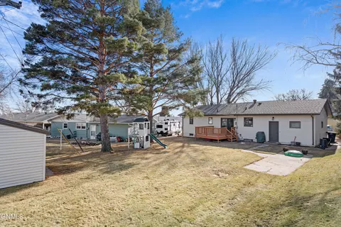Exterior - 2938 E Avenue B, Bismarck, ND 58501 photo 4 of 5