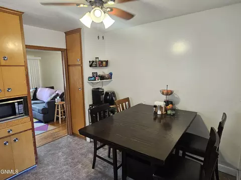 1611 13th St, Bismarck, ND 58501 photo 5