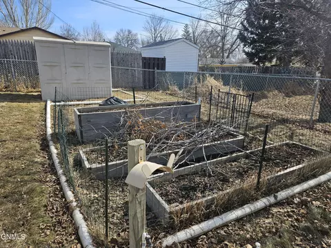 1611 13th St, Bismarck, ND 58501 photo 22