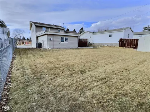 1802 6th Ave NW, Mandan, ND 58554 photo 20