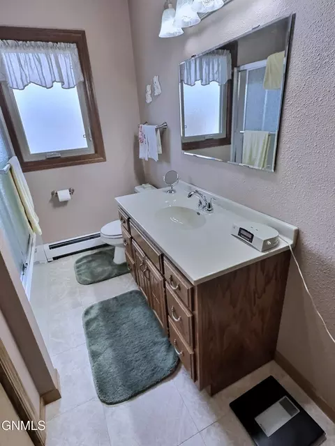 1802 6th Ave NW, Mandan, ND 58554 photo 11