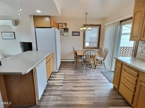 1802 6th Ave NW, Mandan, ND 58554 photo 9