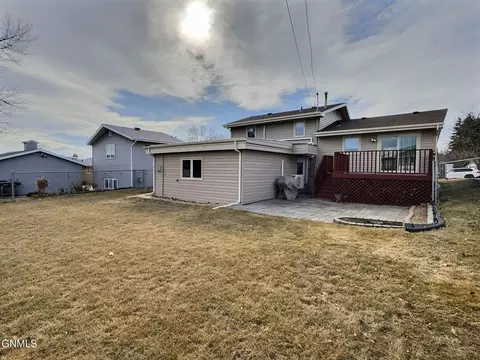 1802 6th Ave NW, Mandan, ND 58554 photo 22