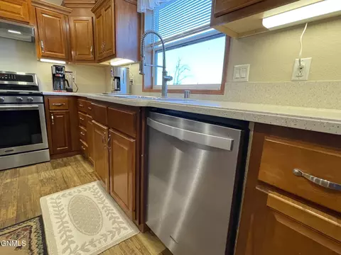85 Elevator Rd, Carrington, ND 58421 photo 8
