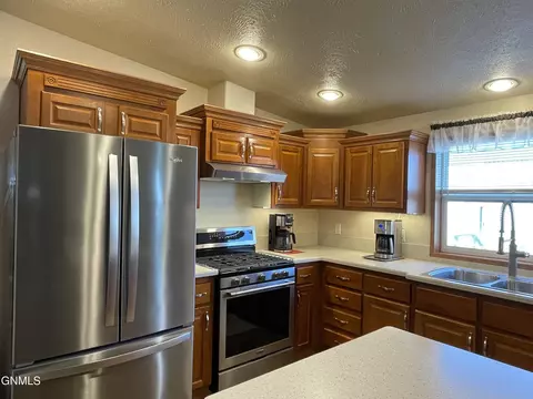 85 Elevator Rd, Carrington, ND 58421 photo 15