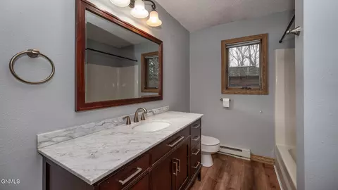 1107 Cypress Dr, Beulah, ND 58523 photo 13