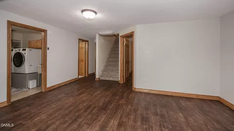 1107 Cypress Dr, Beulah, ND 58523 photo 18