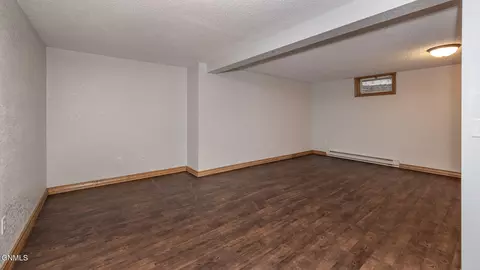 1107 Cypress Dr, Beulah, ND 58523 photo 17
