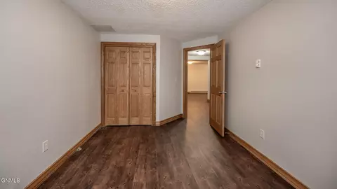 1107 Cypress Dr, Beulah, ND 58523 photo 22