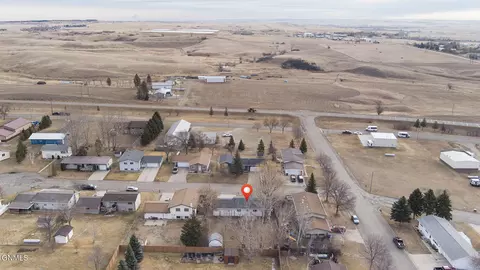 1107 Cypress Dr, Beulah, ND 58523 photo 37
