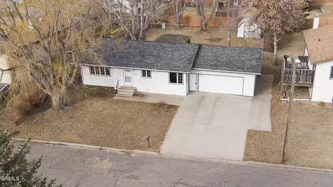 1107 Cypress Dr, Beulah, ND 58523 photo 39