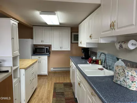 Kitchen - 11338 Birdie Ln, Ray, ND 58849 photo 1 of 1