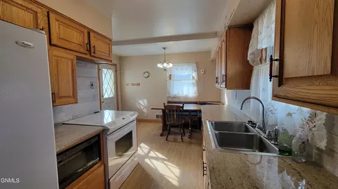 1319 3rd St, Bismarck, ND 58501 photo 27