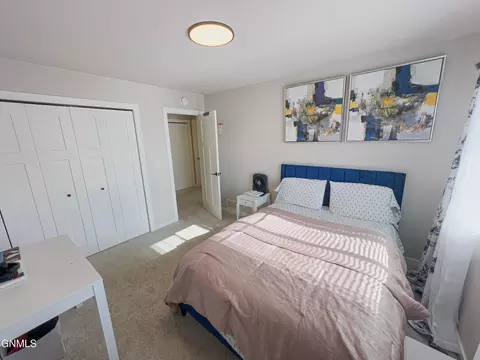 Bedroom - 3514 32nd St W, Williston, ND 58801 photo 4 of 5