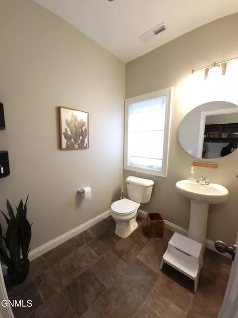 537 Quarry Ln, Bismarck, ND 58503 photo 18