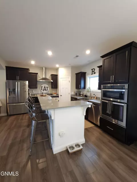 537 Quarry Ln, Bismarck, ND 58503 photo 13
