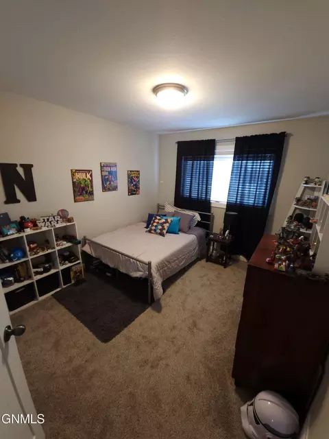 537 Quarry Ln, Bismarck, ND 58503 photo 24