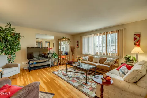 Living - 331 Shady Ln, Bismarck, ND 58501 photo 1 of 9