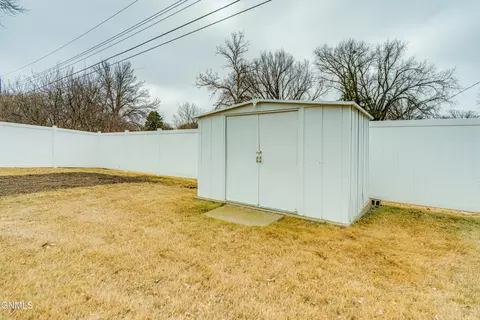 Other - 331 Shady Ln, Bismarck, ND 58501 photo 24 of 29