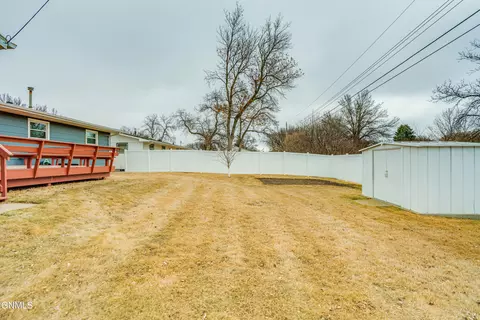 Exterior - 331 Shady Ln, Bismarck, ND 58501 photo 5 of 9