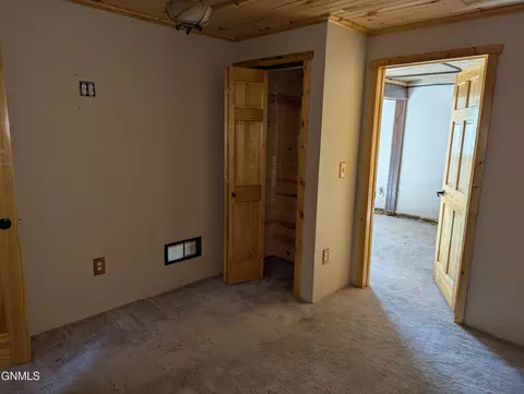 Bedroom - 709 Johns Dr, Mandan, ND 58554 photo 9 of 9