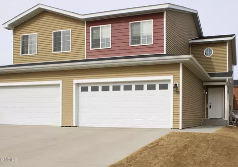 2736 29th St W, Williston, ND 58801 photo 2