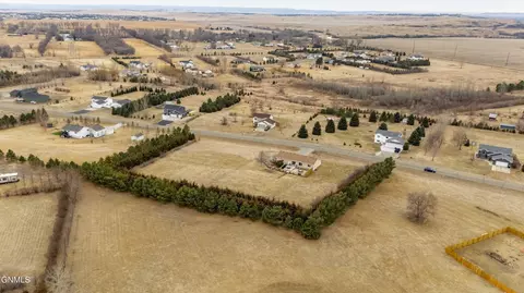 View/Area - 4395 Pinewood Loop, Bismarck, ND 58504 photo 10 of 17