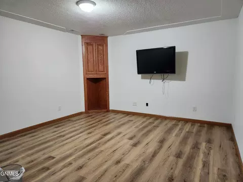 106 E Brandon Dr, Bismarck, ND 58503 photo 39