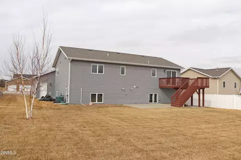 4527 Normandy St, Bismarck, ND 58503 photo 10