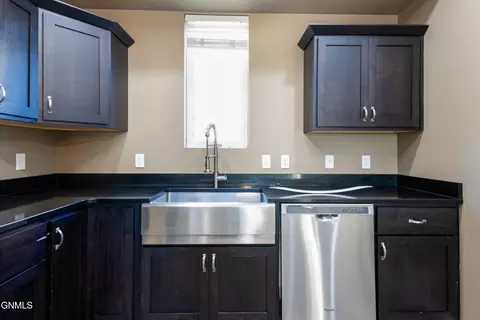 3214 Jericho Rd, Bismarck, ND 58503 photo 11
