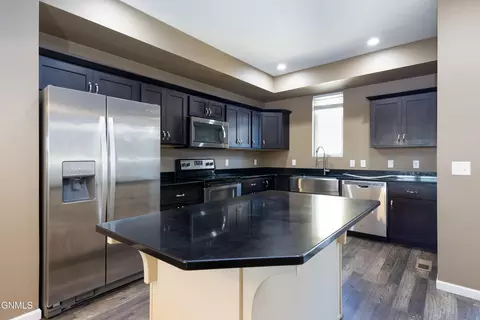 3214 Jericho Rd, Bismarck, ND 58503 photo 10