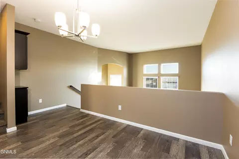 3214 Jericho Rd, Bismarck, ND 58503 photo 8