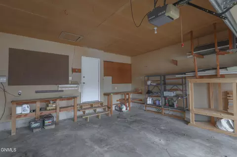 1310 25th St W, Williston, ND 58801 photo 32