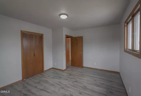 1310 25th St W, Williston, ND 58801 photo 22